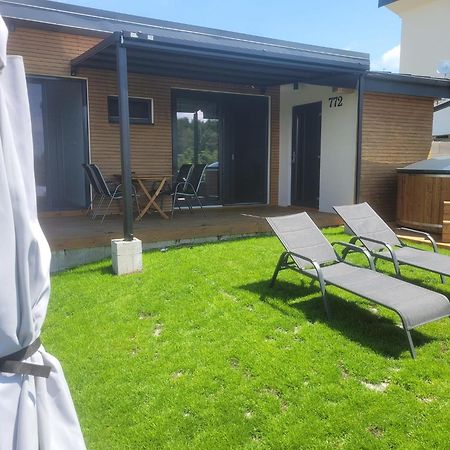 Apartman Cassovia Holcikovce Buitenkant foto